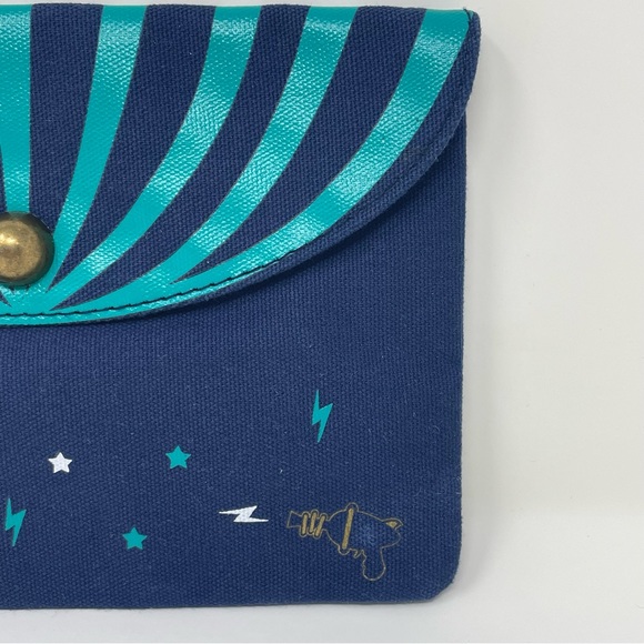 Blue Benefit San Francisco Cosmetic Clutch Makeup Bag with Snap Front - Picture 14 of 16